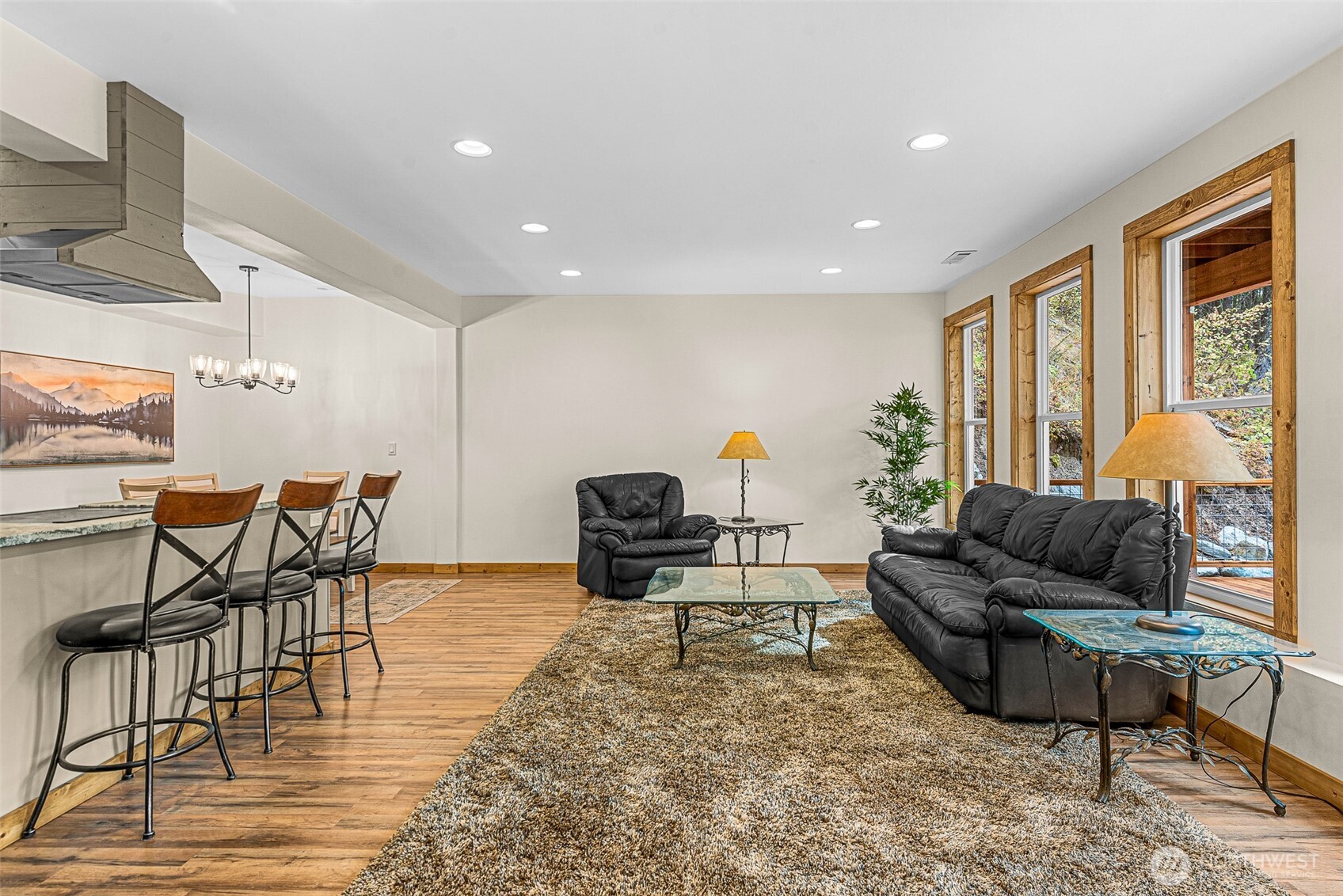 25615 Camp 12 Road Property Photo 6