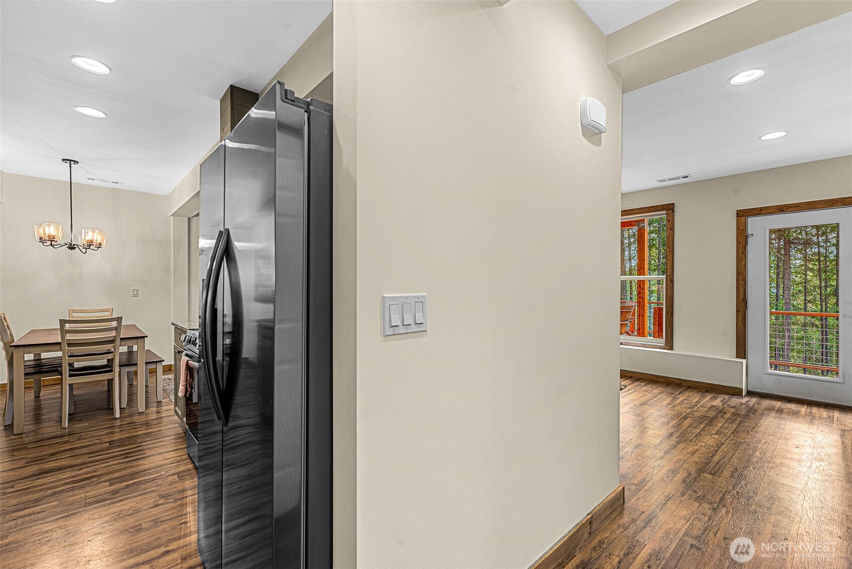 25615 Camp 12 Road Property Photo 16