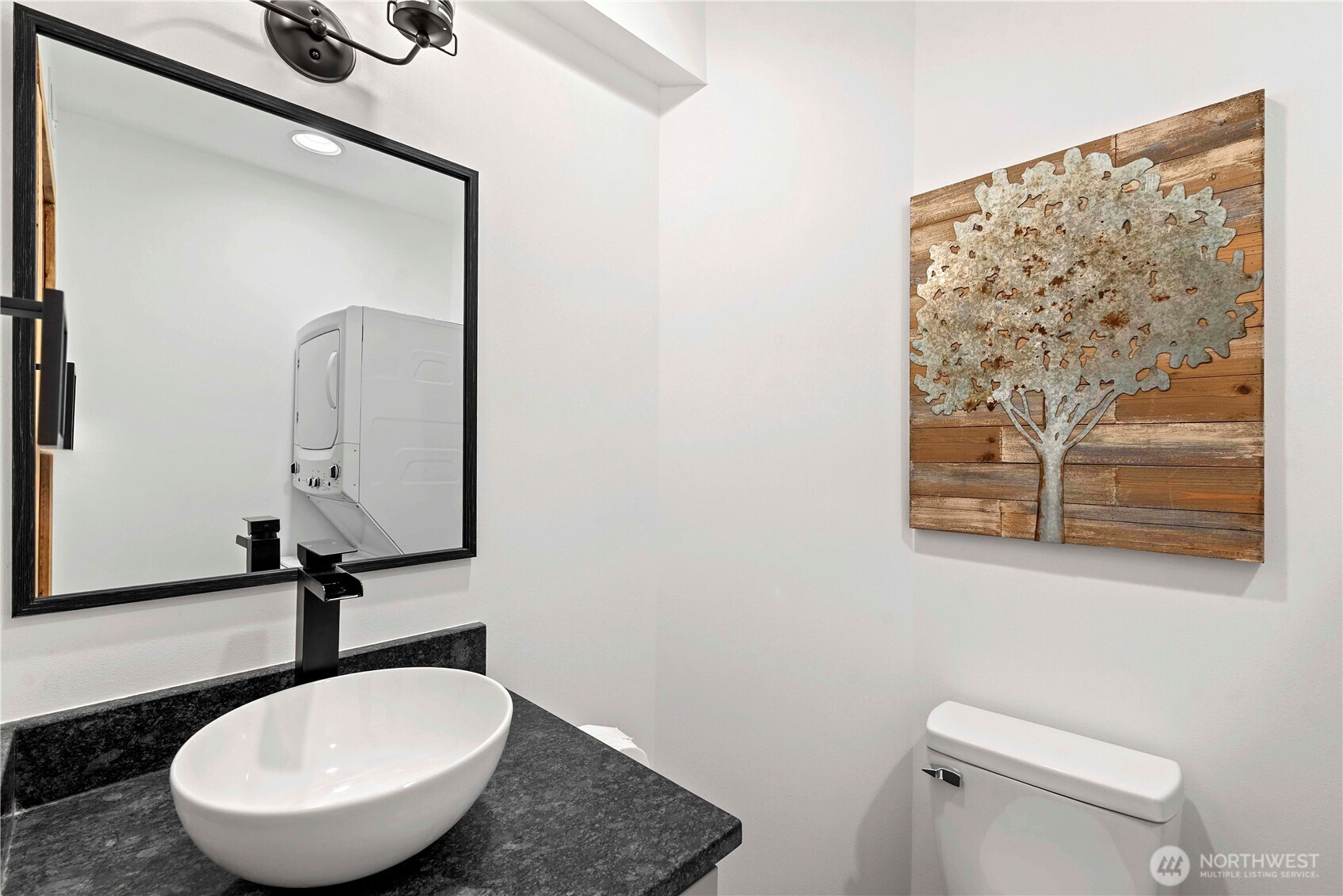 25615 Camp 12 Road Property Photo 18