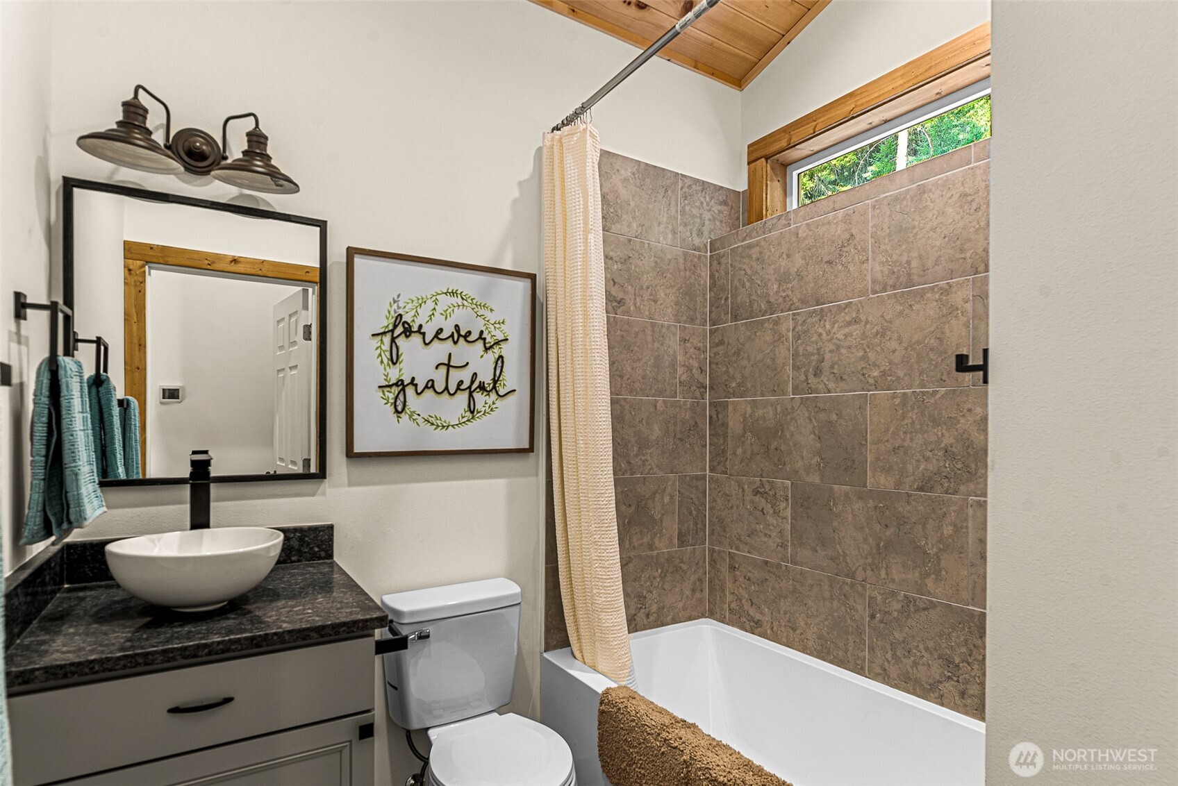 25615 Camp 12 Road Property Photo 22