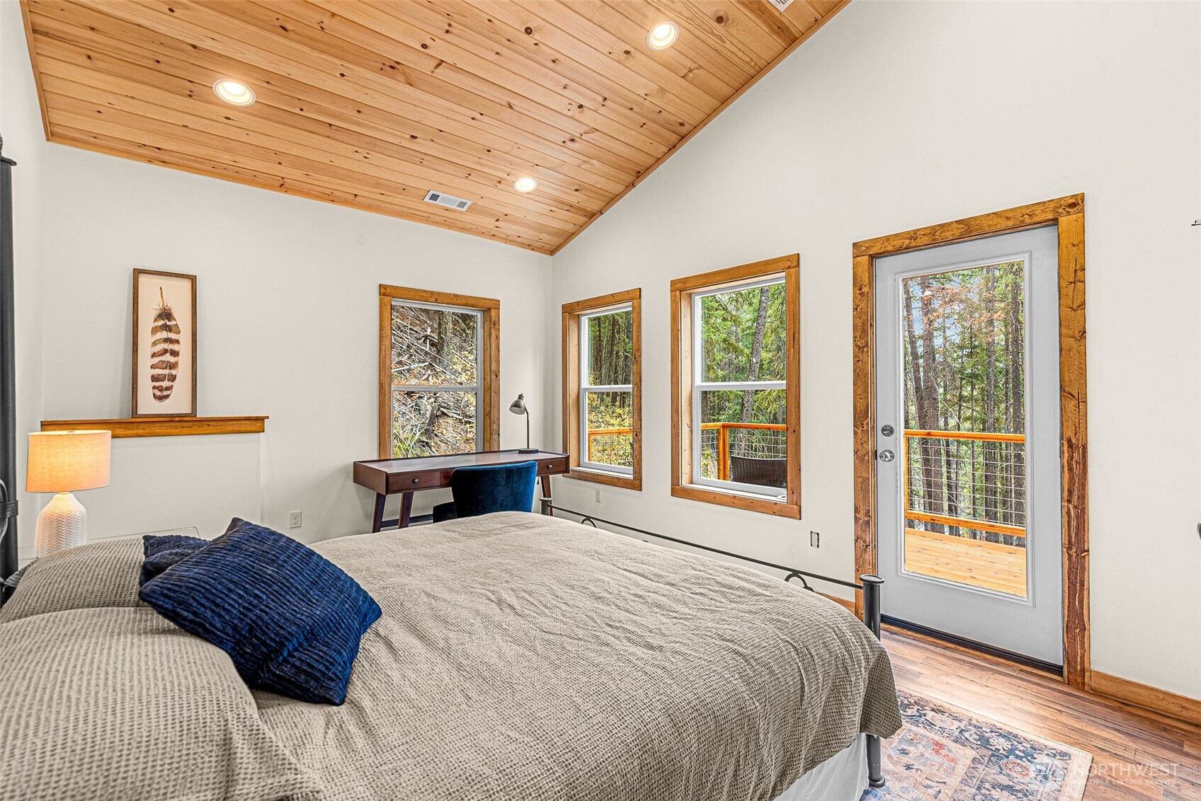 25615 Camp 12 Road Property Photo 23