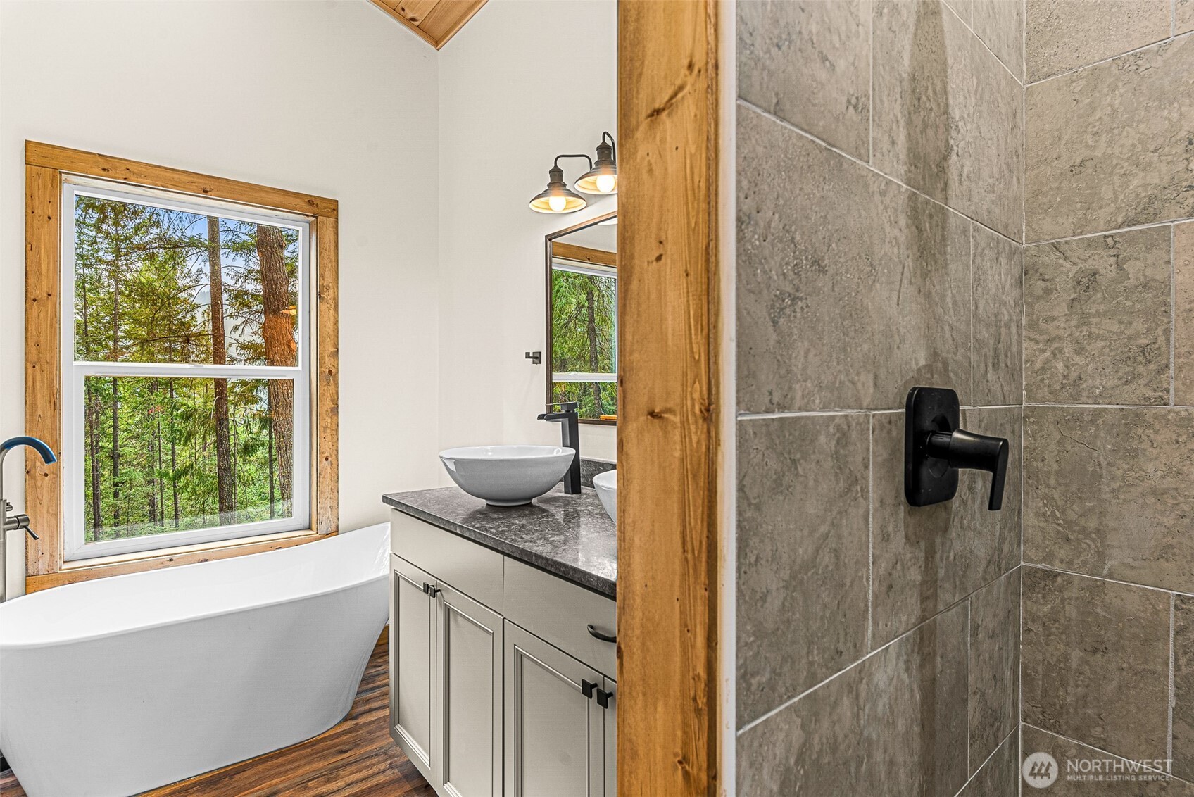 25615 Camp 12 Road Property Photo 28