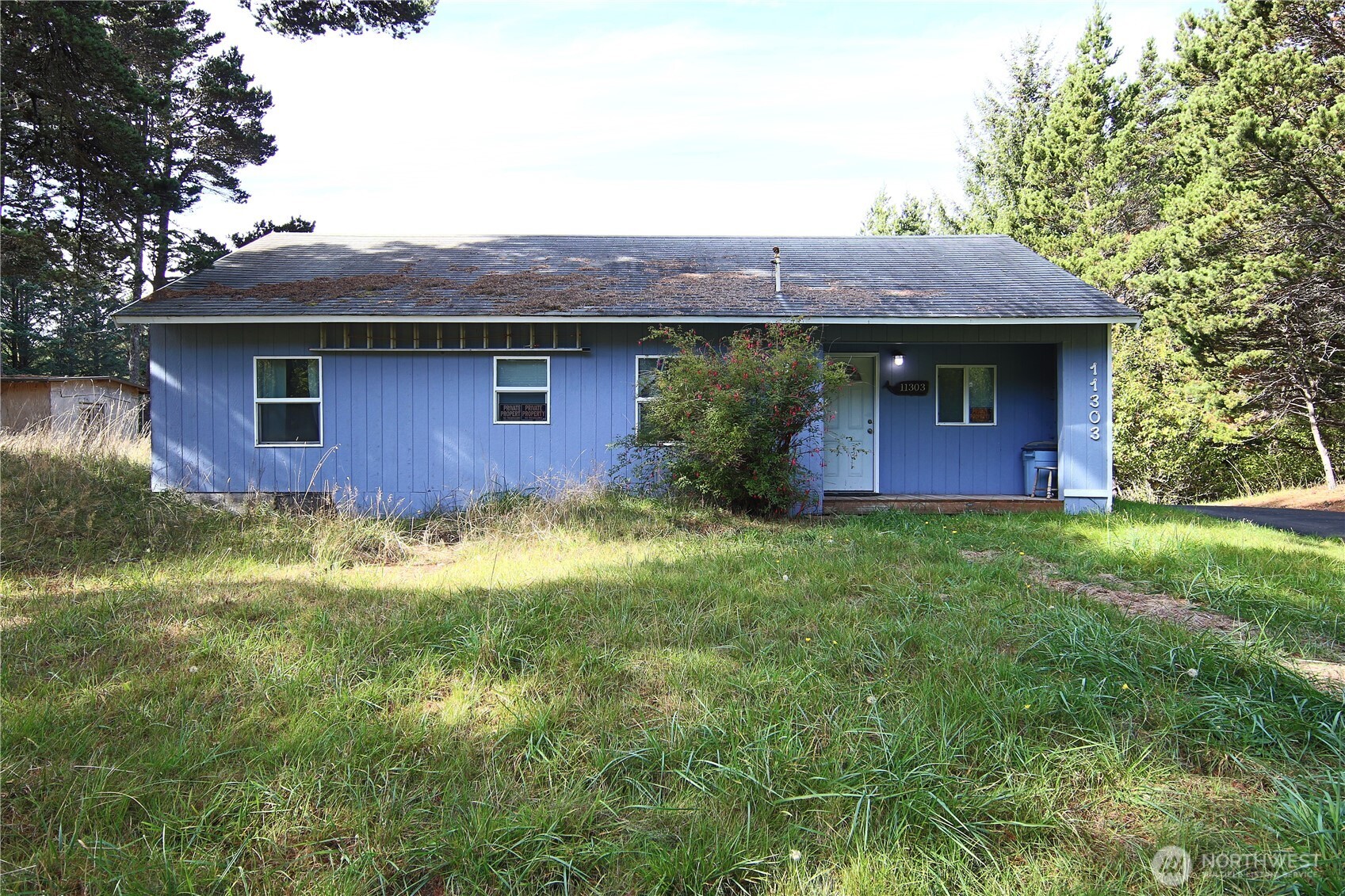 11303 Pacific Way Property Photo 3