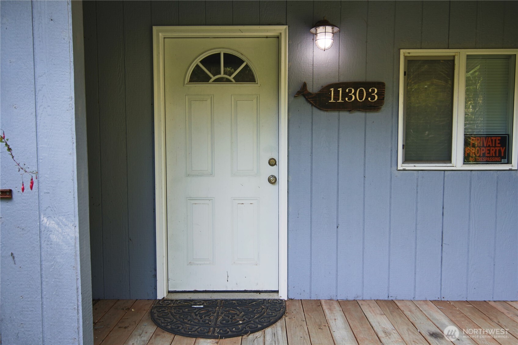 11303 Pacific Way Property Photo 4