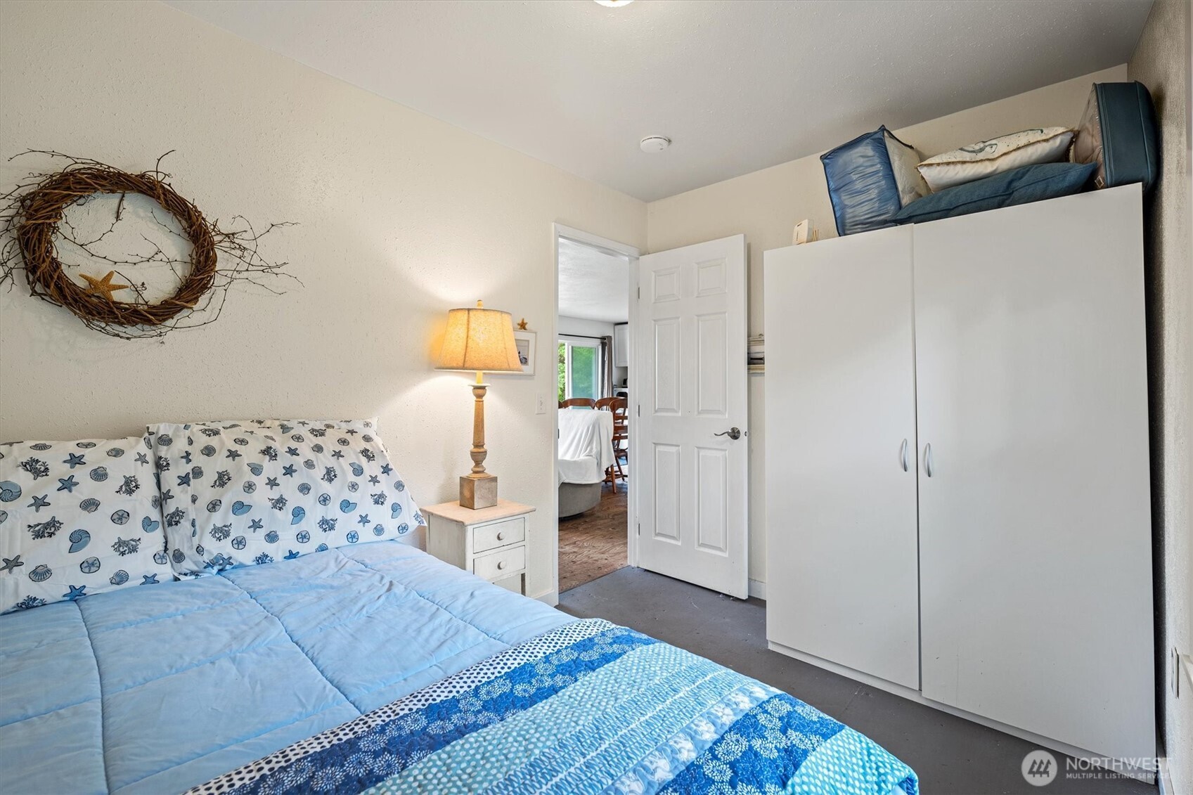 11303 Pacific Way Property Photo 23