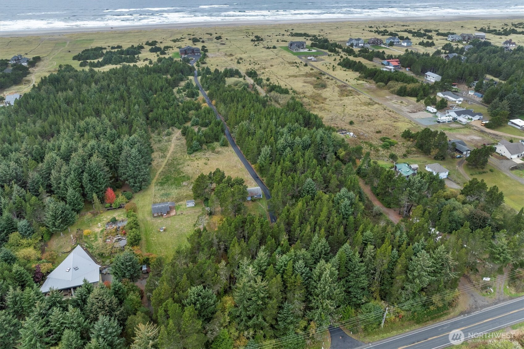 11303 Pacific Way Property Photo 37