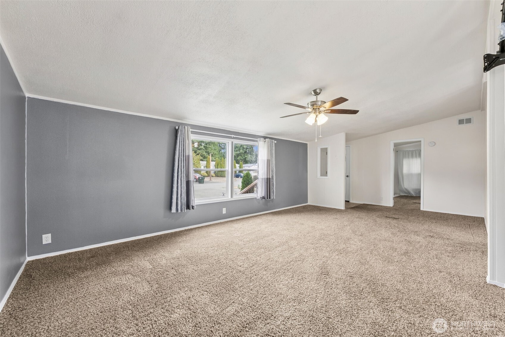 9322 218th Street Ct 12 Property Photo 7