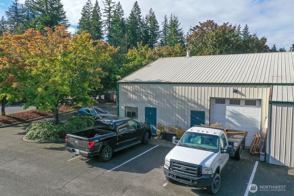 5805 Ne Minder Road Property Photo 12