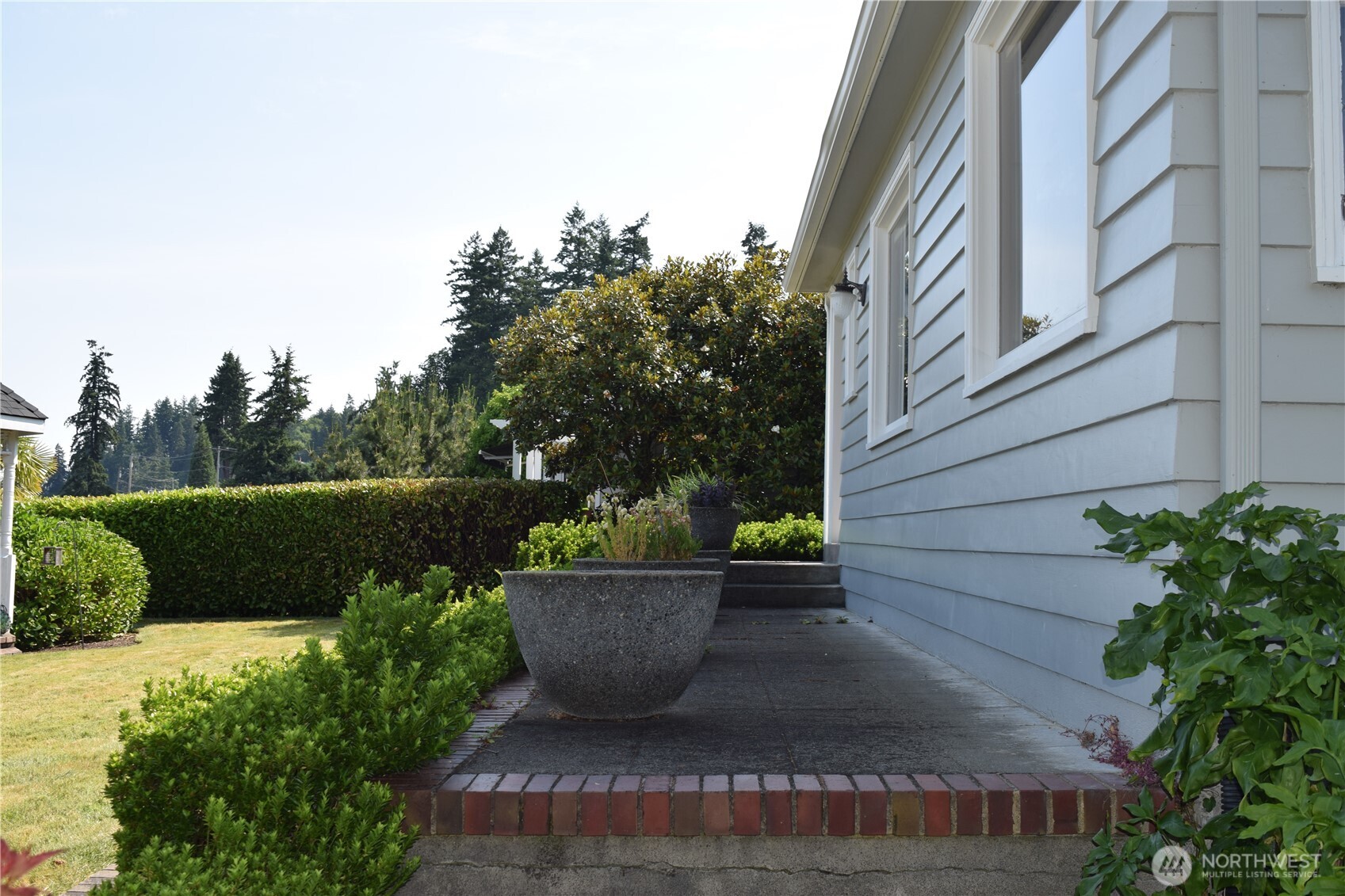 3538 Beach Drive Property Photo 4