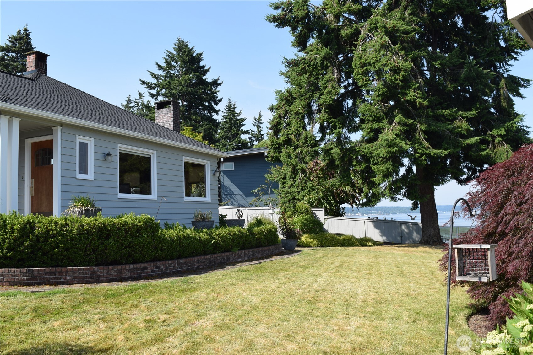 3538 Beach Drive Property Photo 5