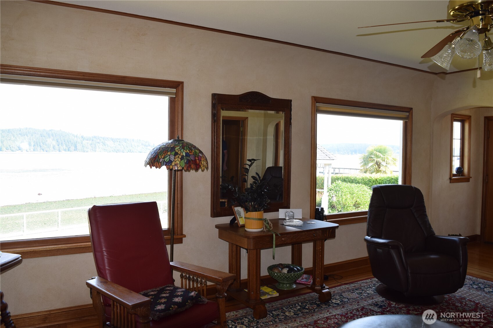 3538 Beach Drive Property Photo 10