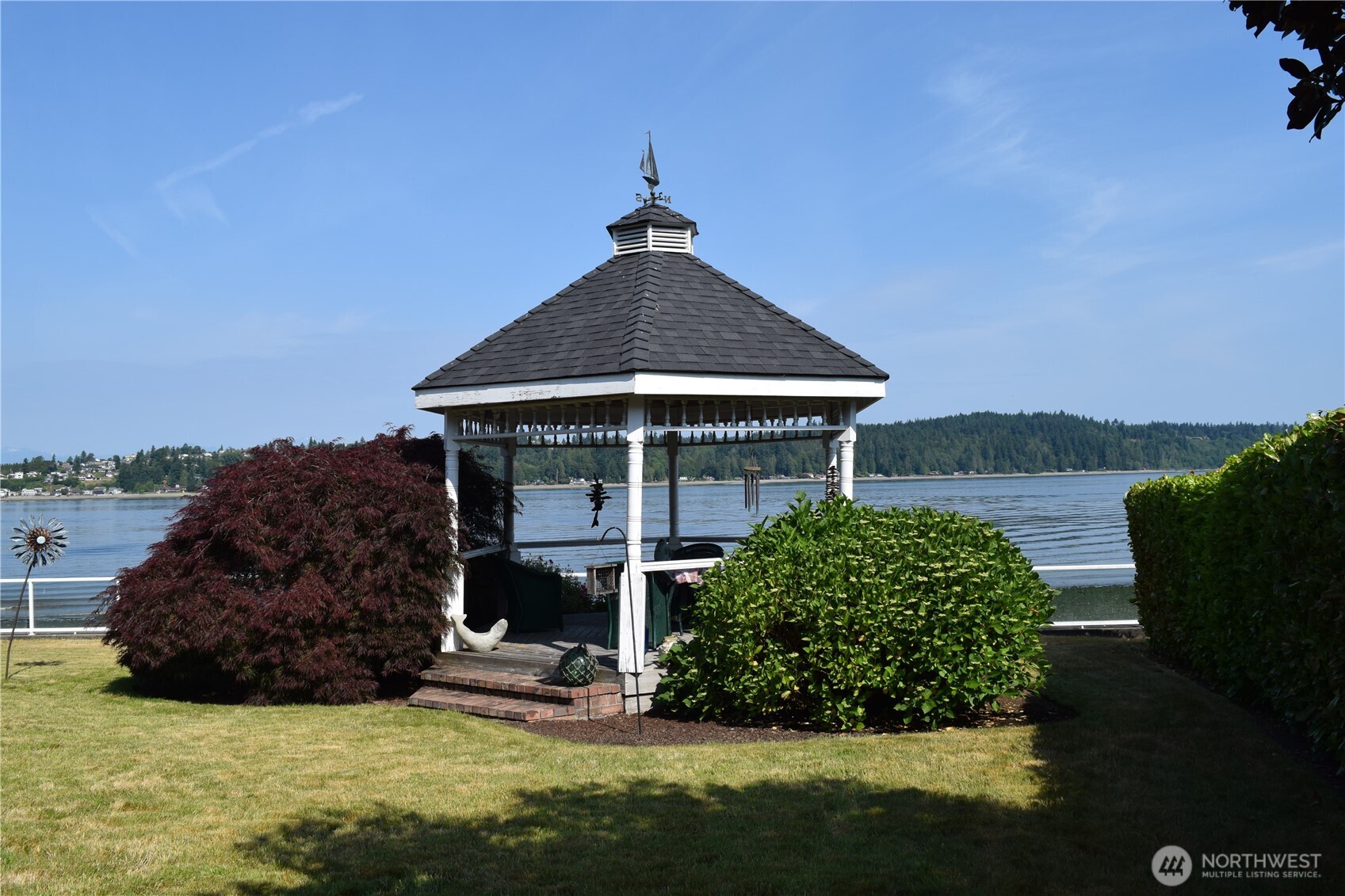 3538 Beach Drive Property Photo 17