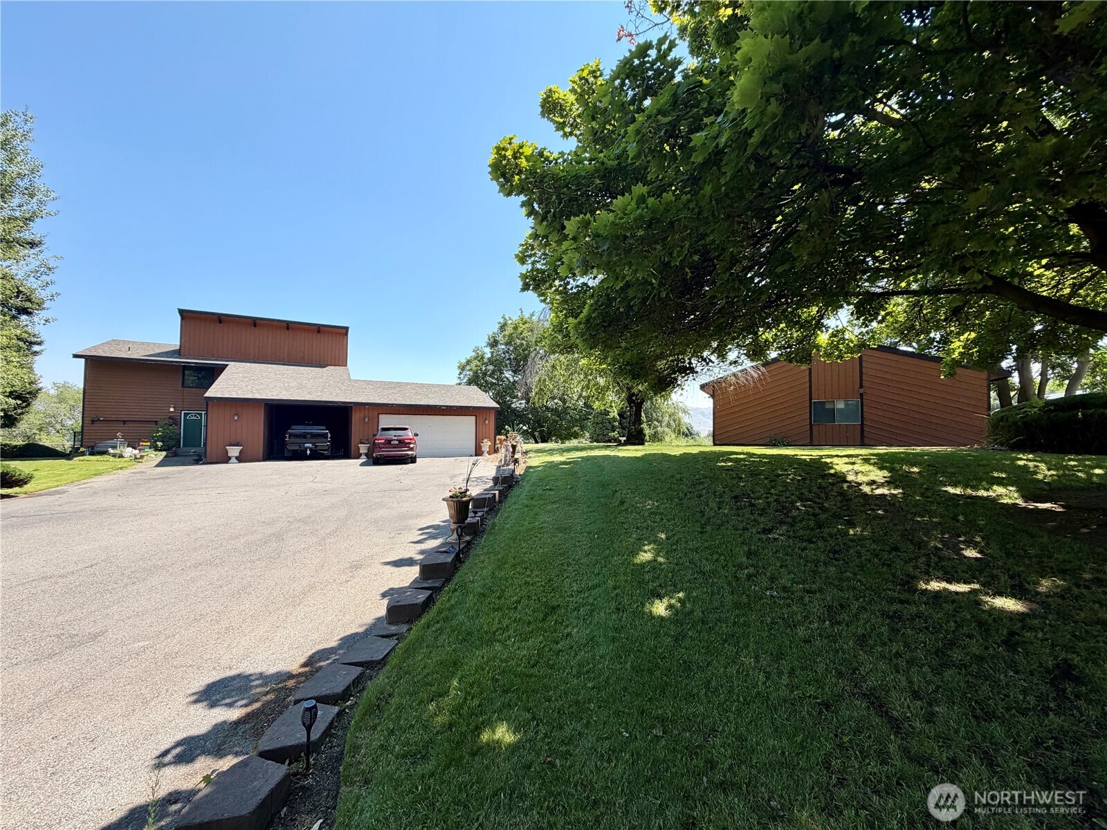 14 Hahn Road Property Photo 40