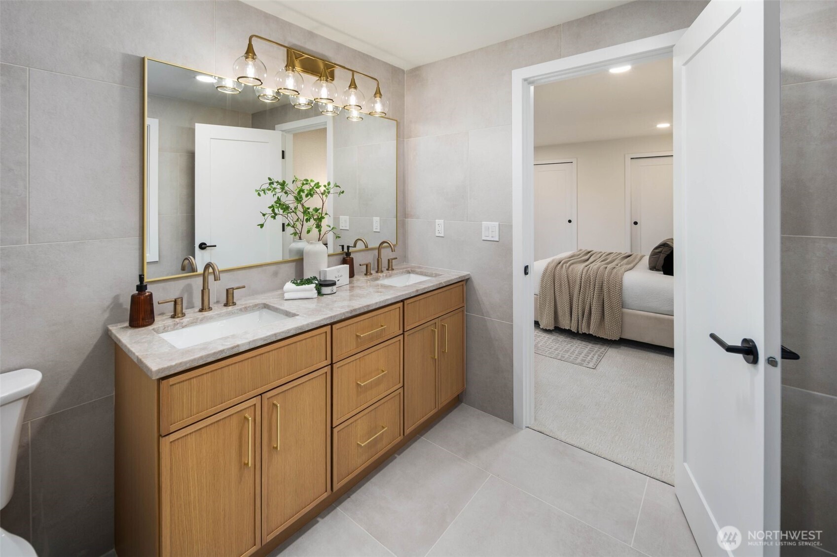 14707 149th Avenue Property Photo 28