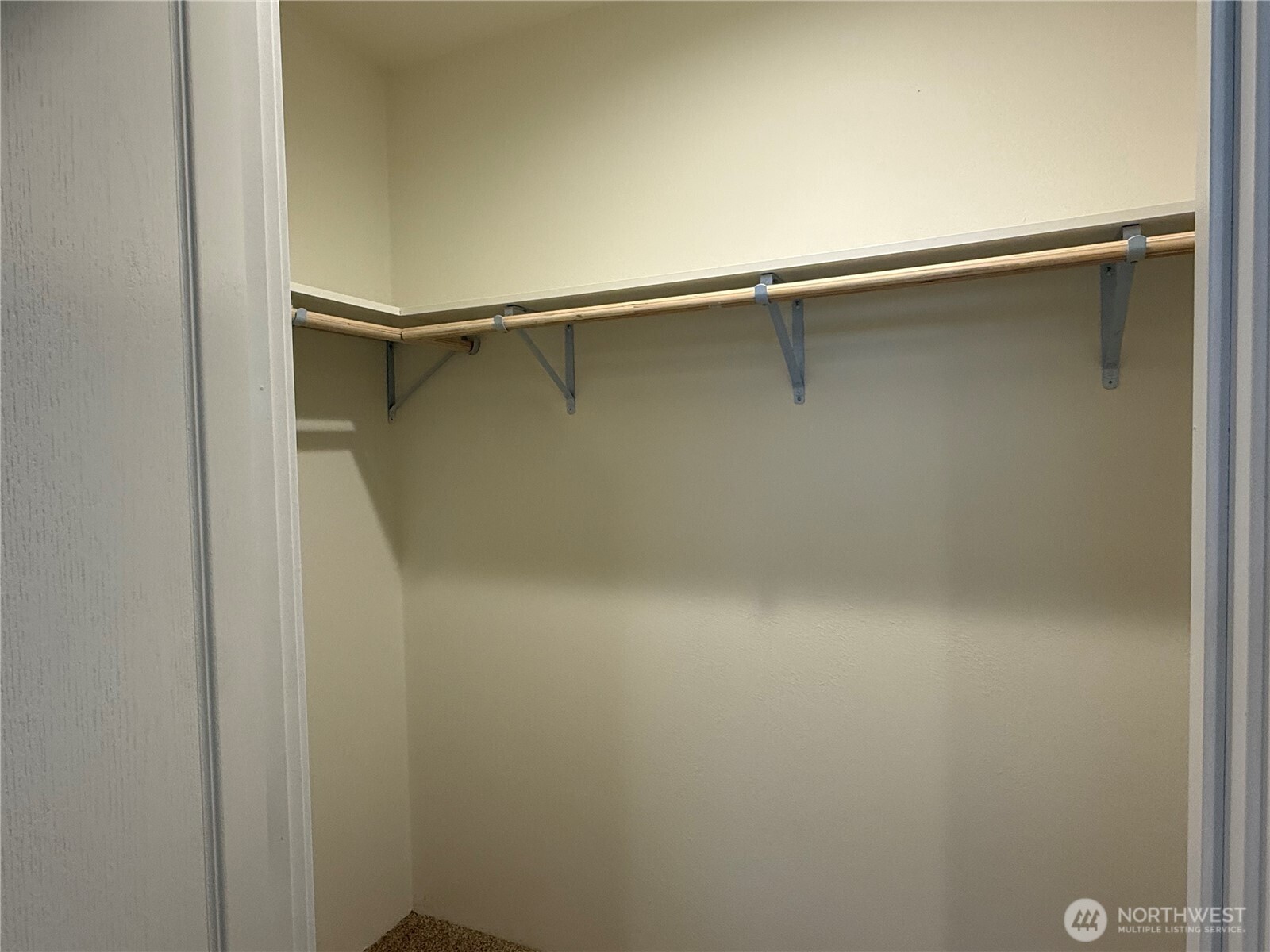 881 N Iris Avenue Property Photo 12