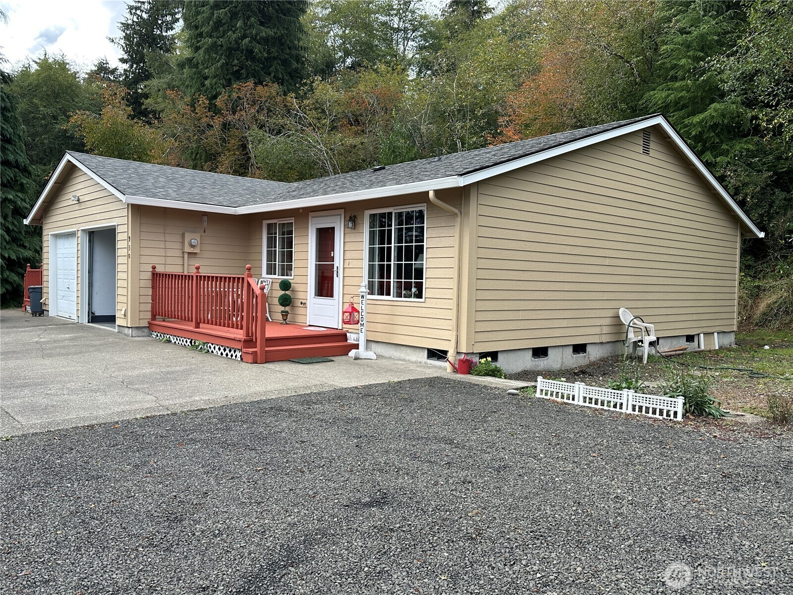 910 Barnhart Street Property Photo 27