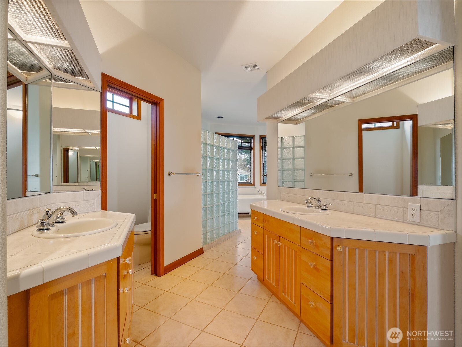 317 Captain Gray Court Property Photo 14