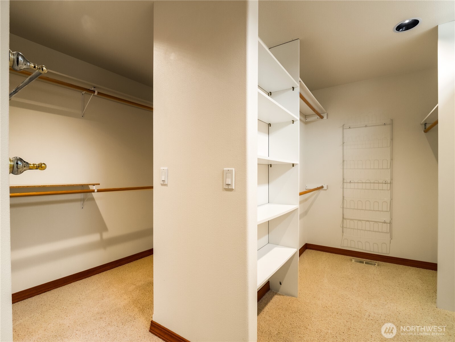 317 Captain Gray Court Property Photo 17