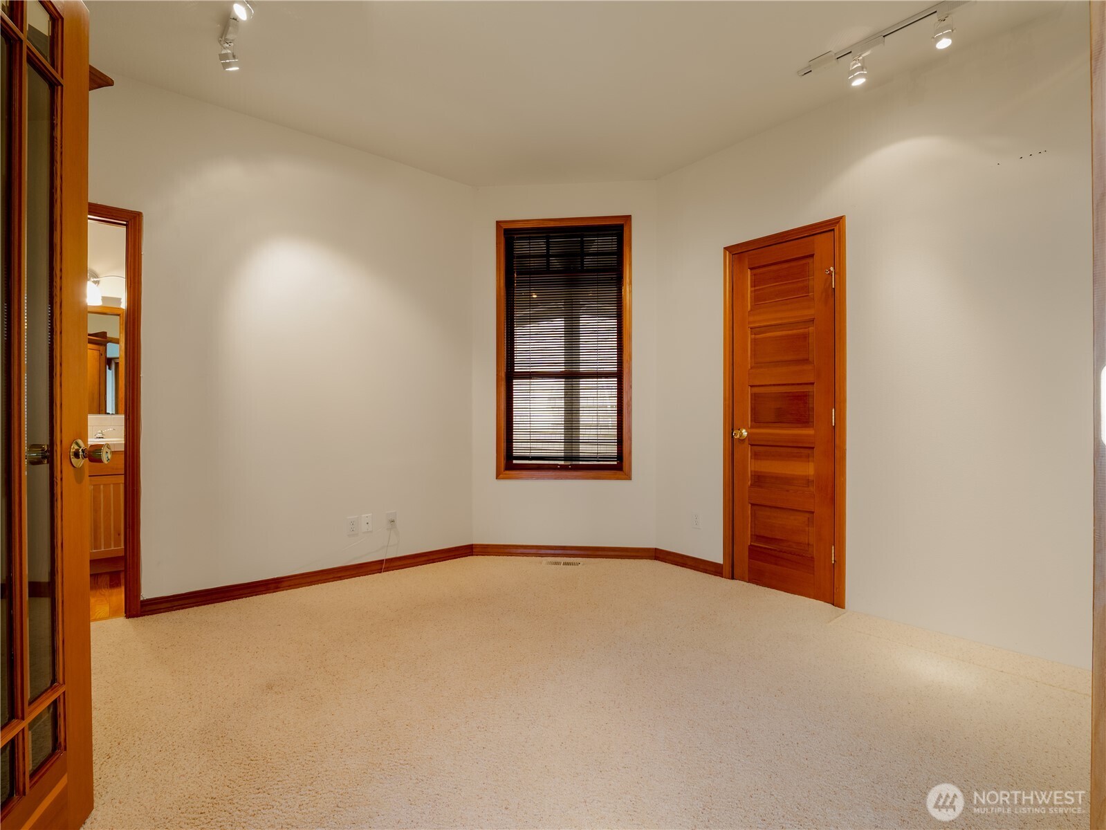 317 Captain Gray Court Property Photo 18