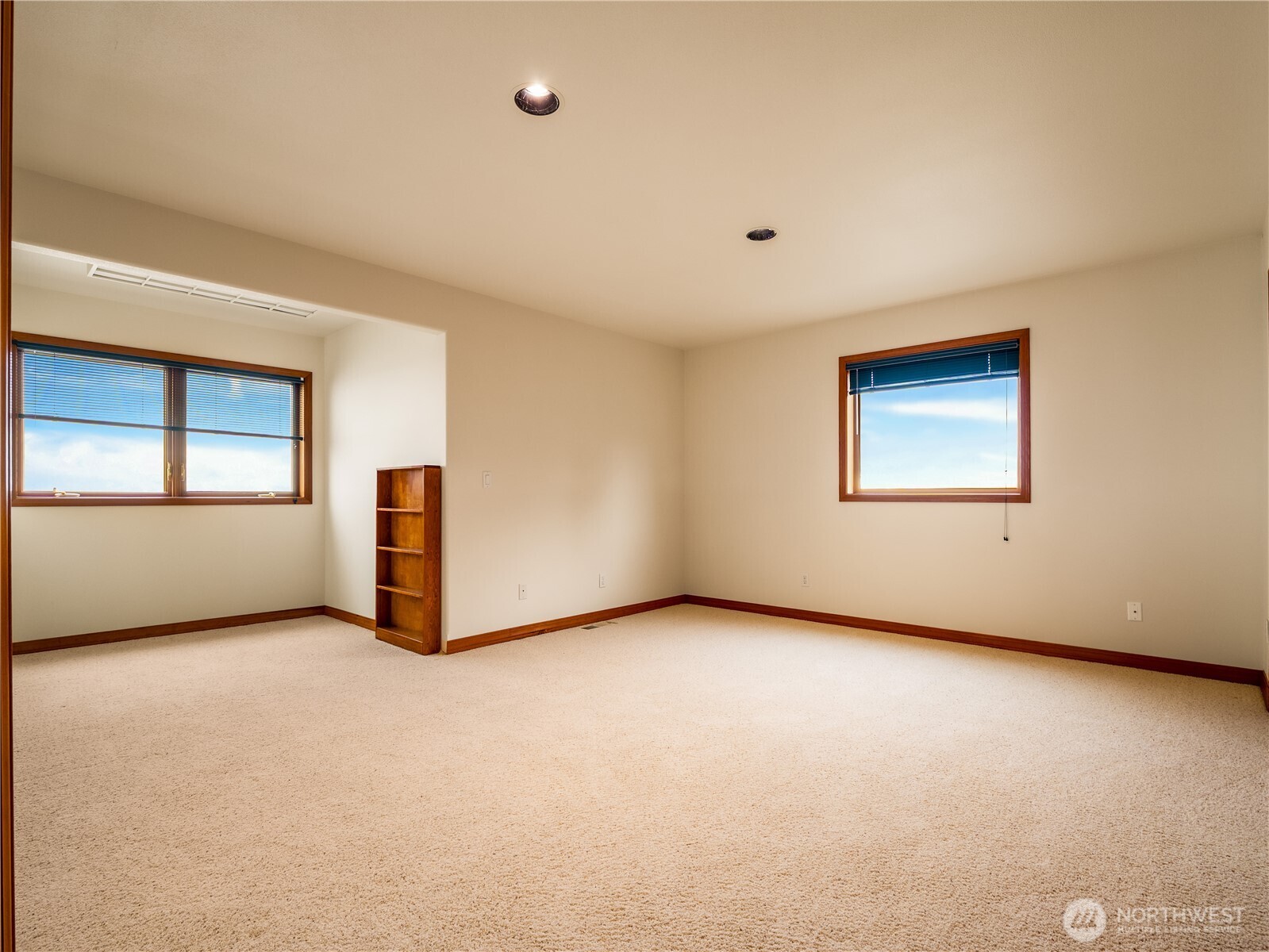 317 Captain Gray Court Property Photo 24