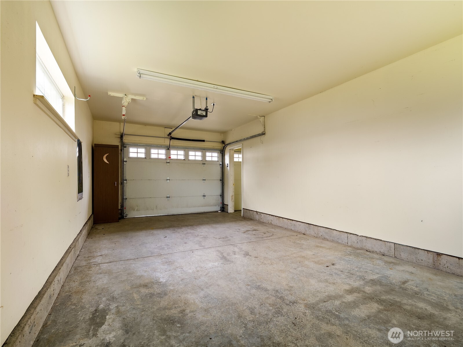 317 Captain Gray Court Property Photo 33
