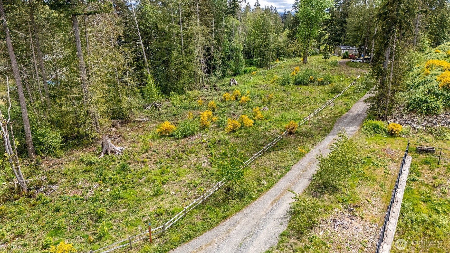 22512 State Route 410 Property Photo 11