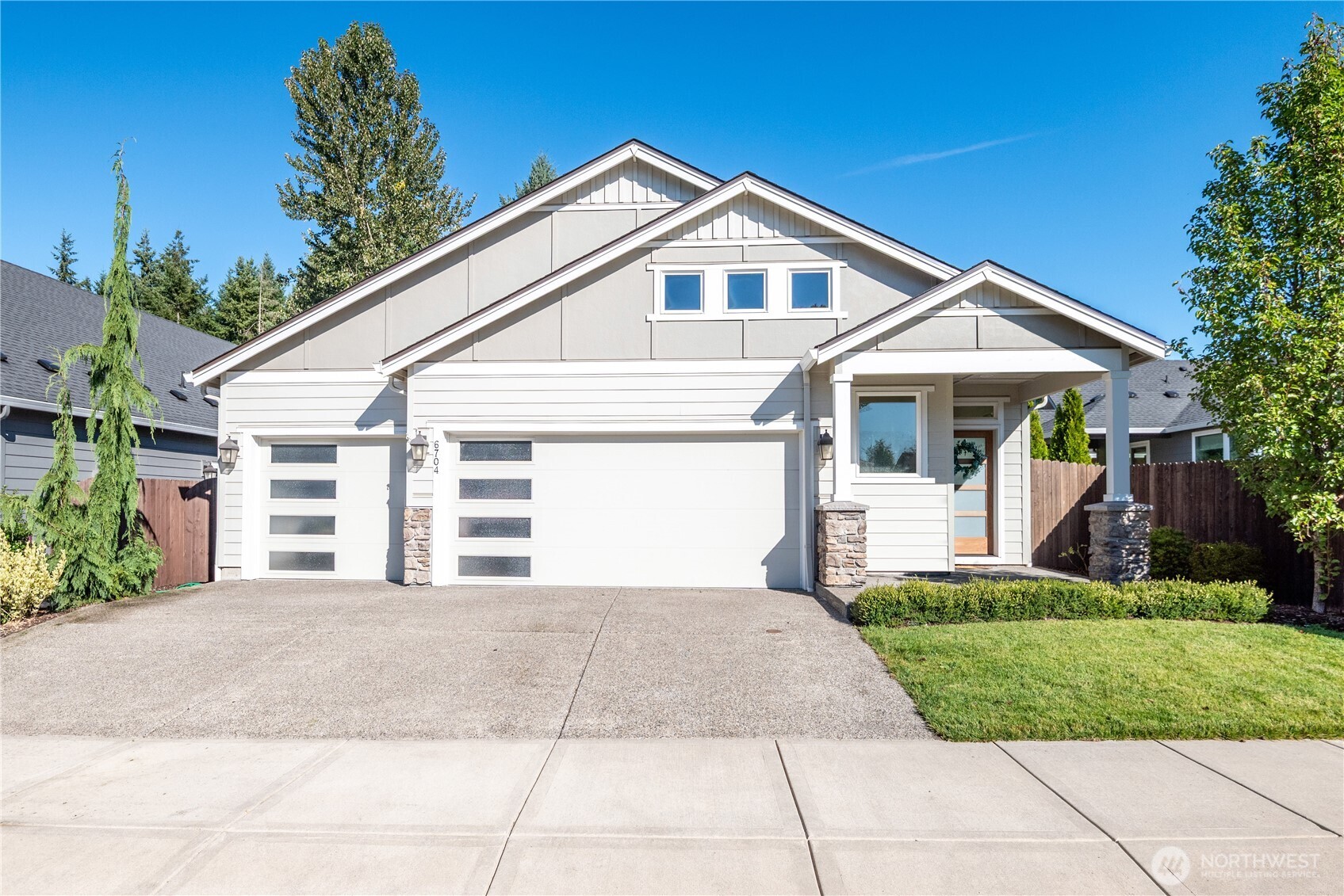 6704 Ne 112th Street Property Photo 1