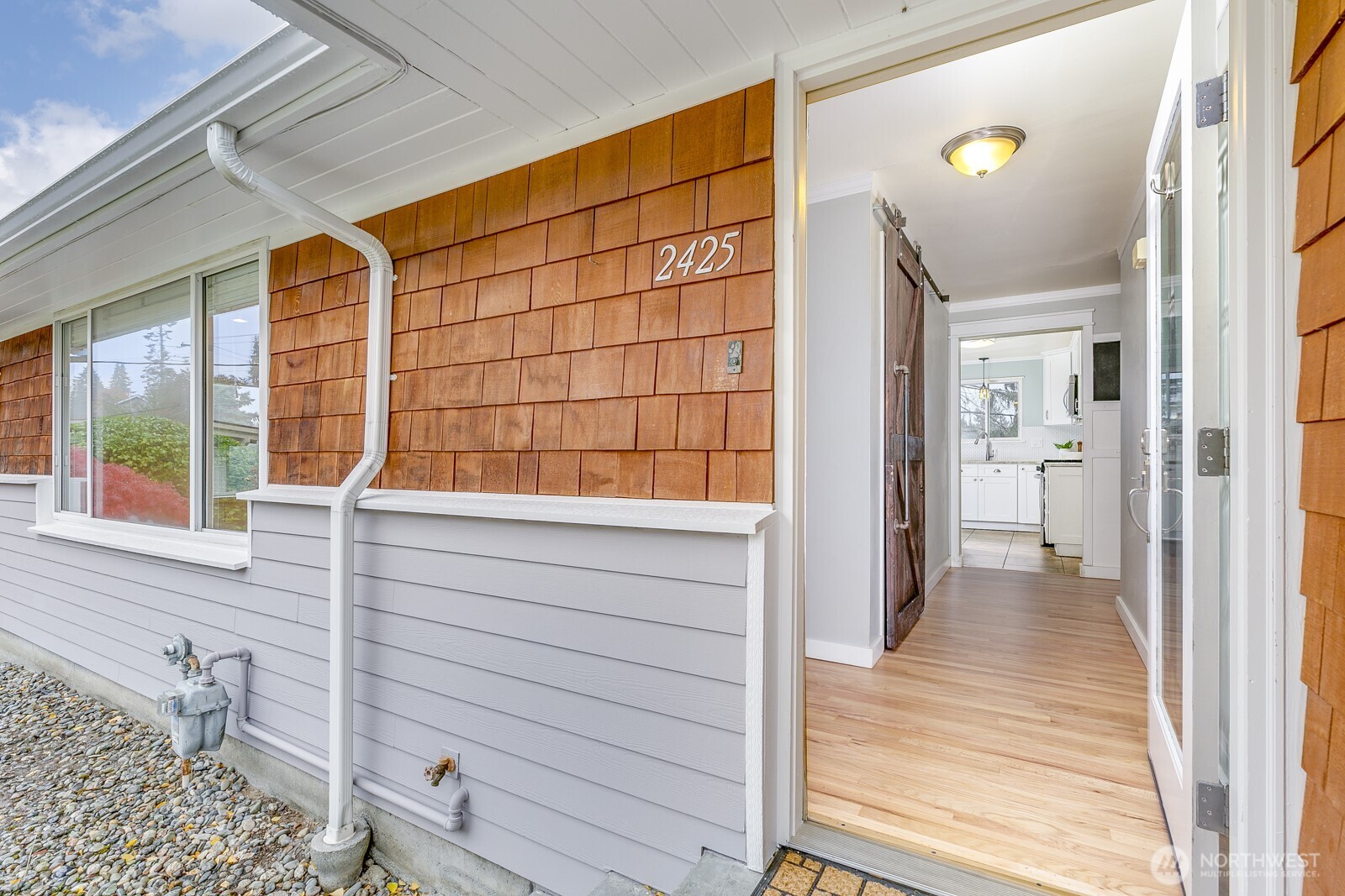 2425 Whitechuck Drive Property Photo 3