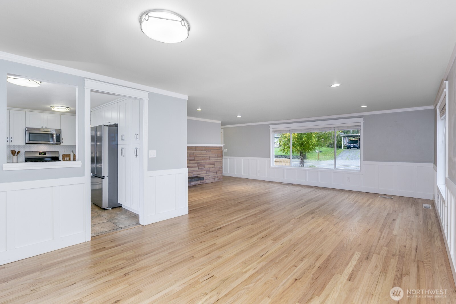 2425 Whitechuck Drive Property Photo 8