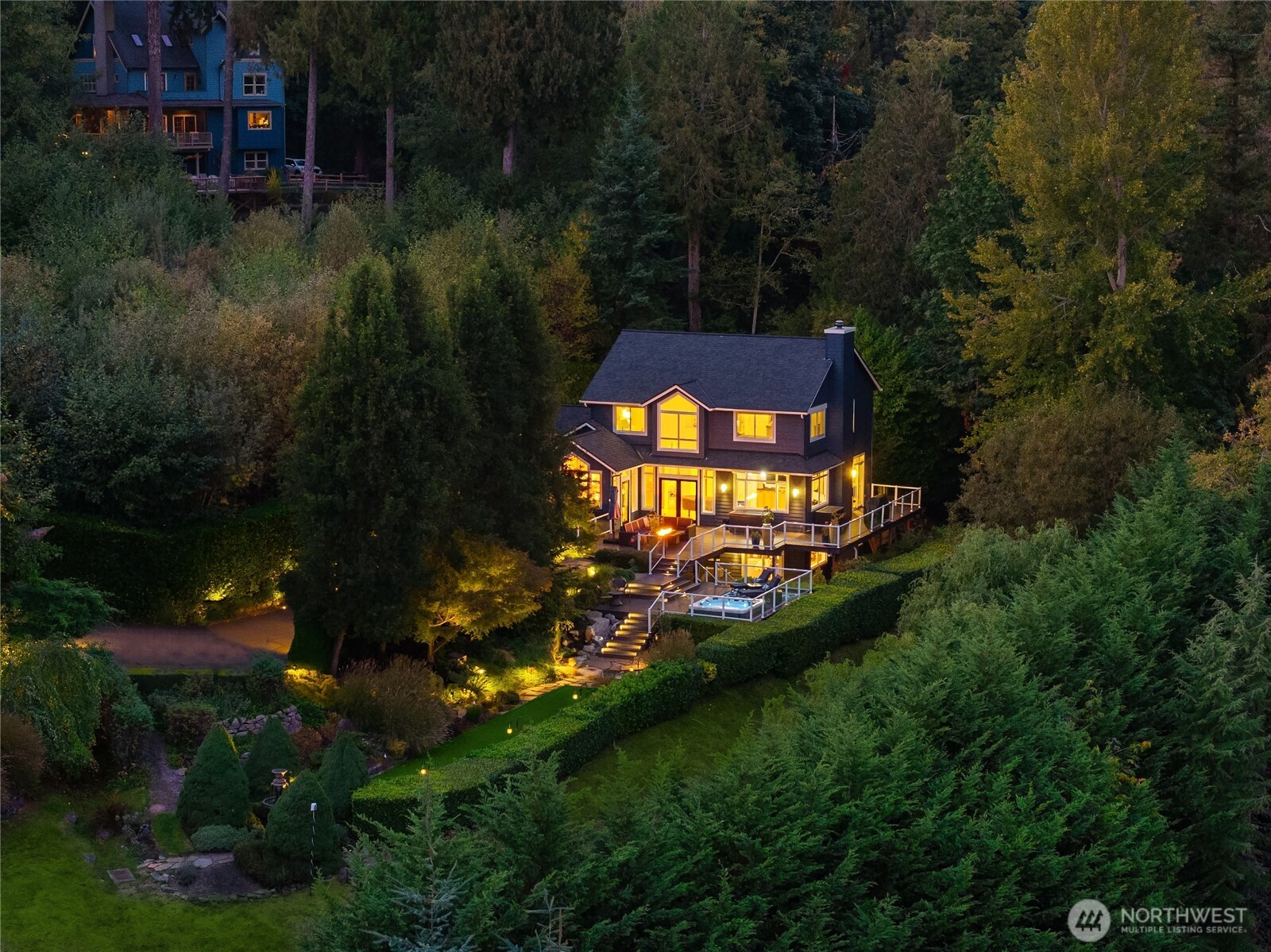 6705 NE Dapple Court Property Photo 1