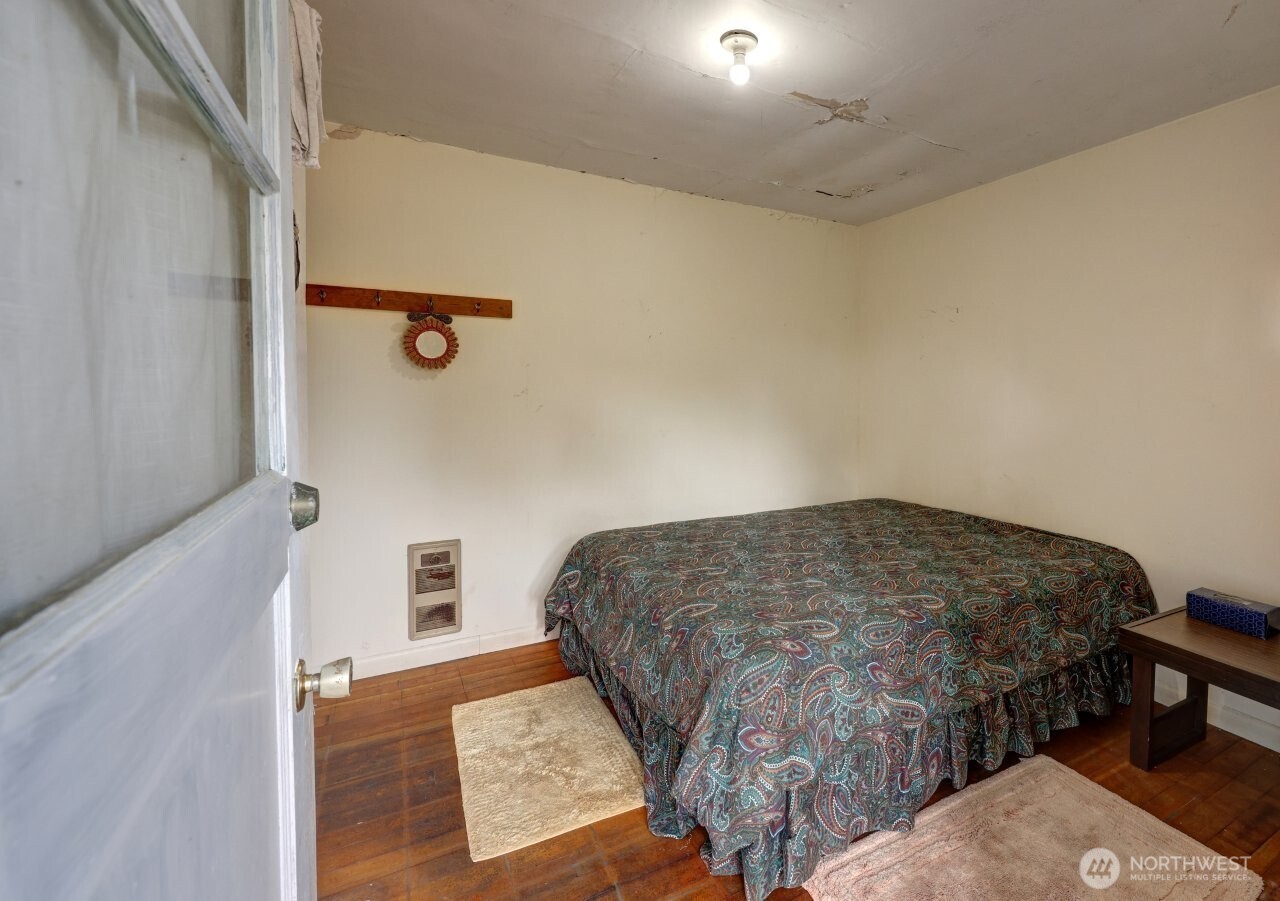13907 N Street Property Photo 13