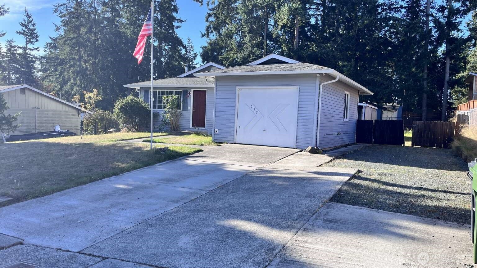 973 Cathlamet Drive Property Photo 1