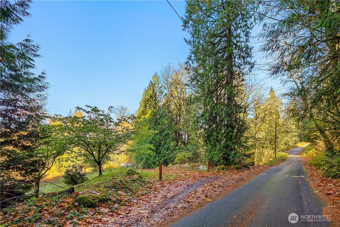 25520 Se Old Black Nugget Road Property Photo 2
