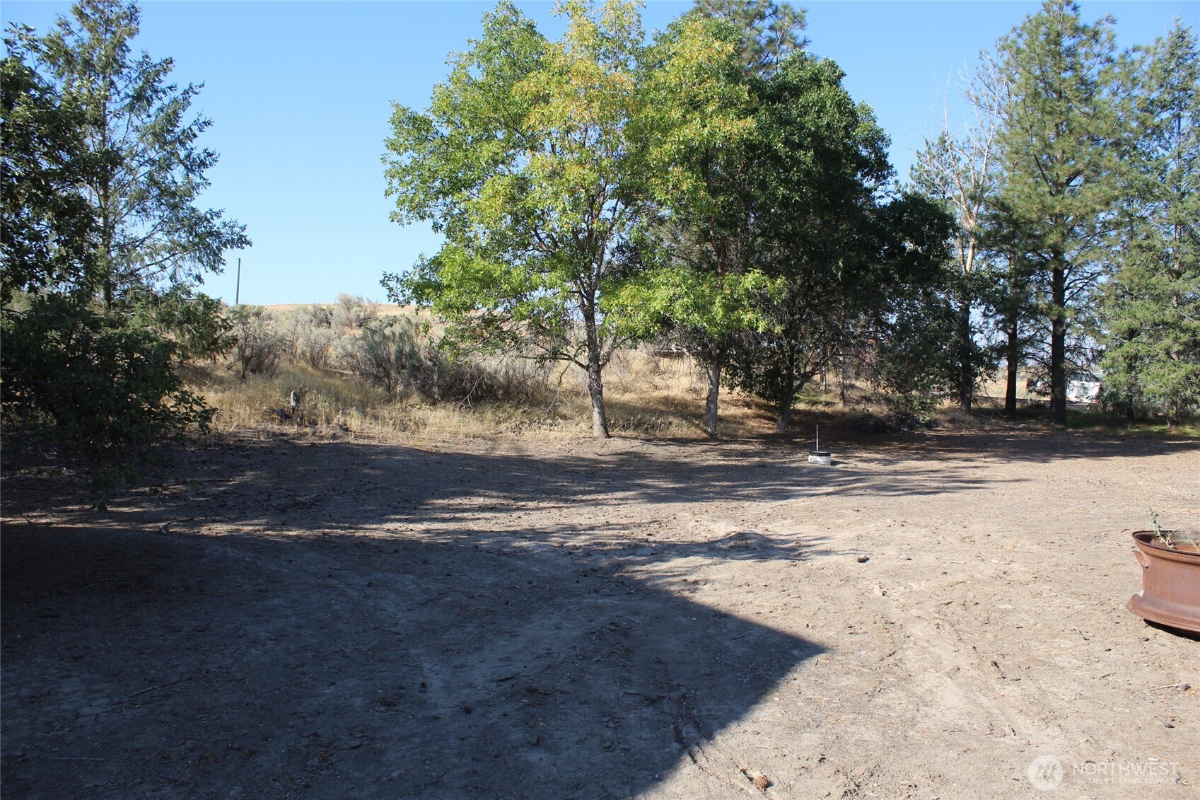 117 S Neilson Road Property Photo 8