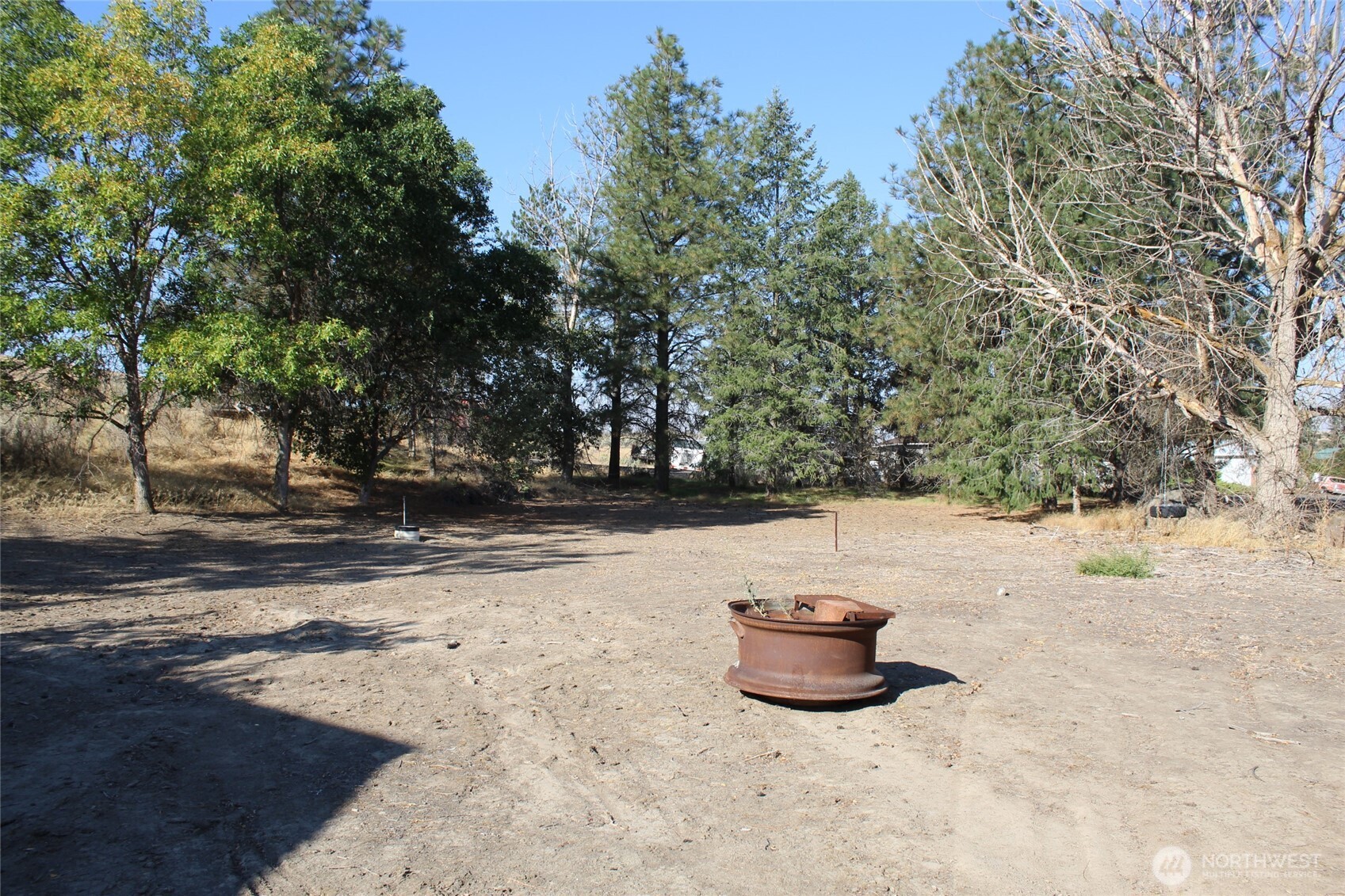 117 S Neilson Road Property Photo 9