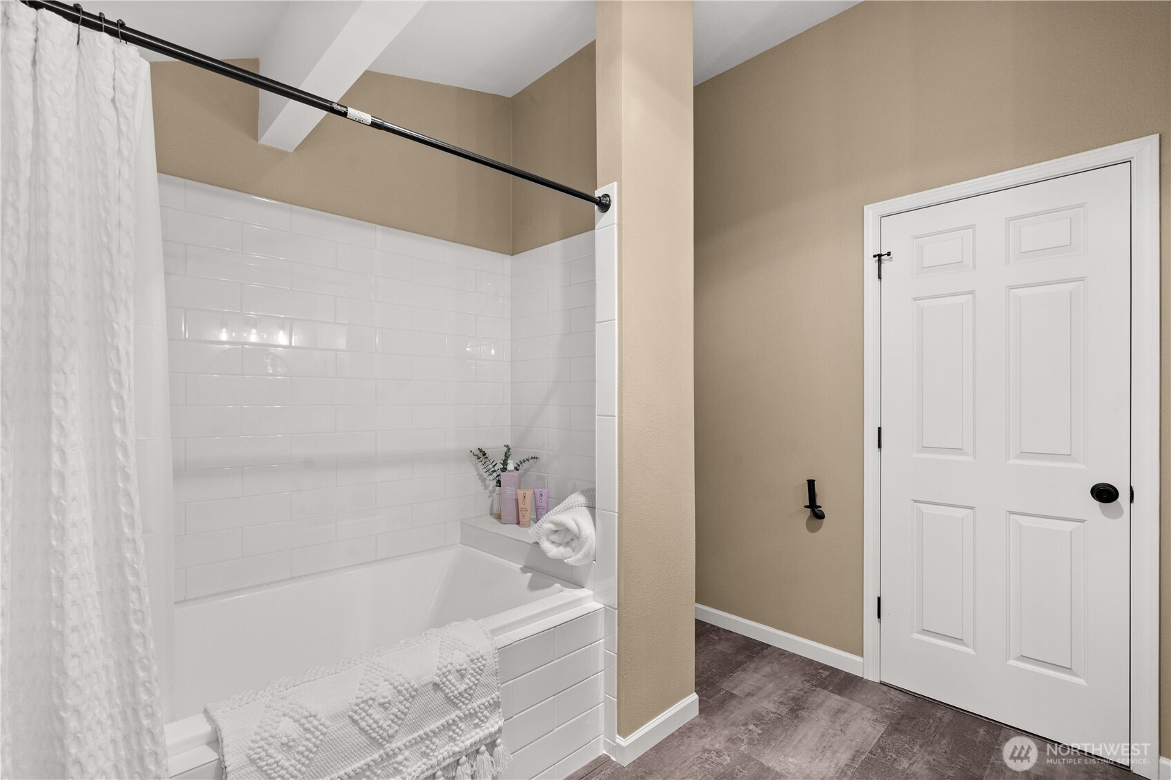 22619 4th Avenue 102 Property Photo 32