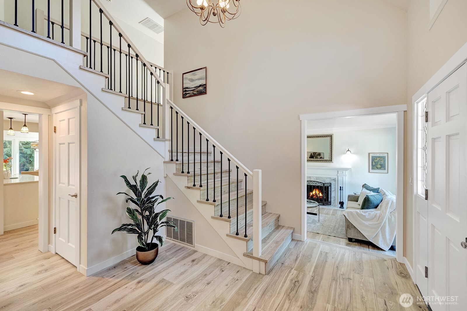 14616 181st Place Property Photo 5