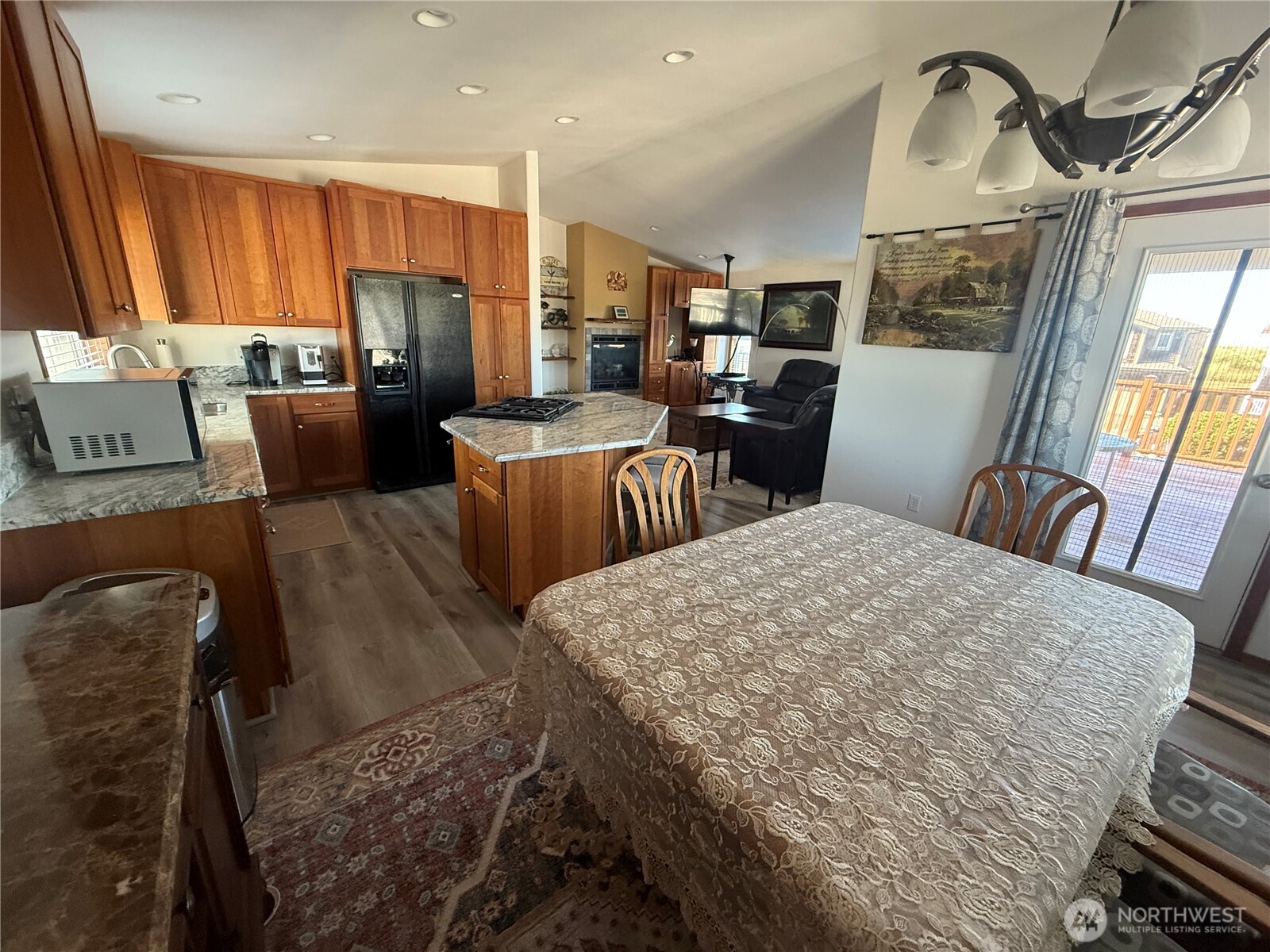 35210 F Place Property Photo 9