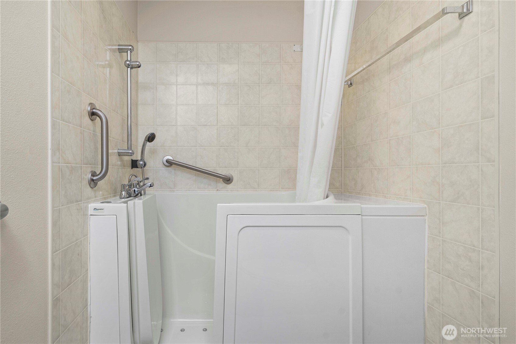 4505 7th Street 13 Property Photo 17