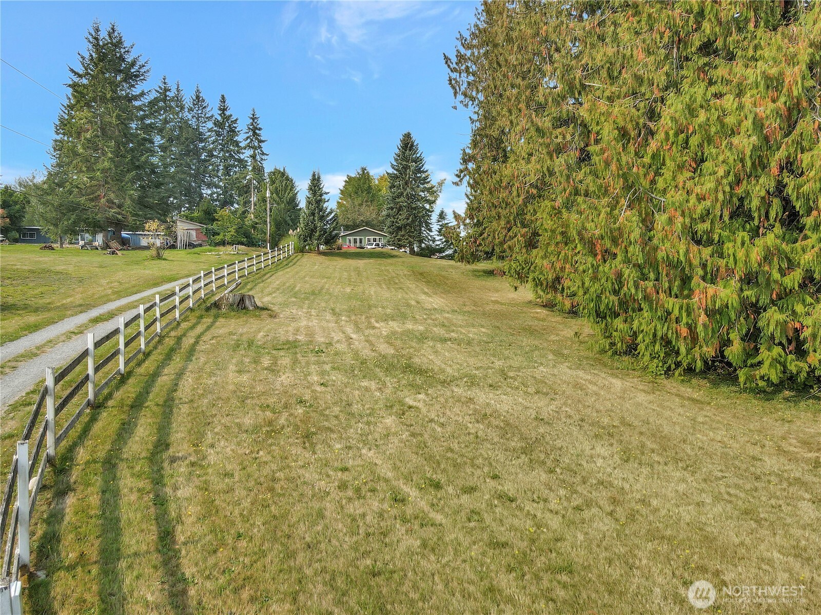 8624 E Sunnyside School Road Property Photo 3