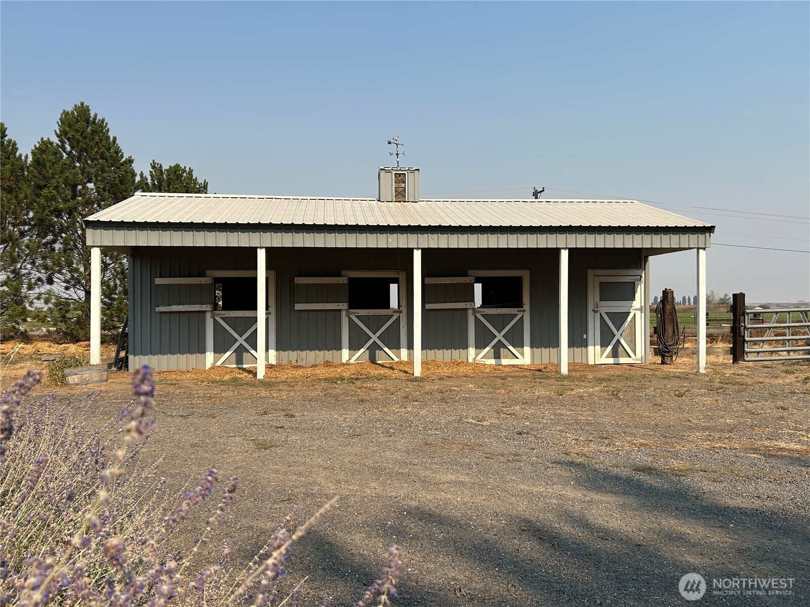 6997 Bacon Lane Property Photo 7