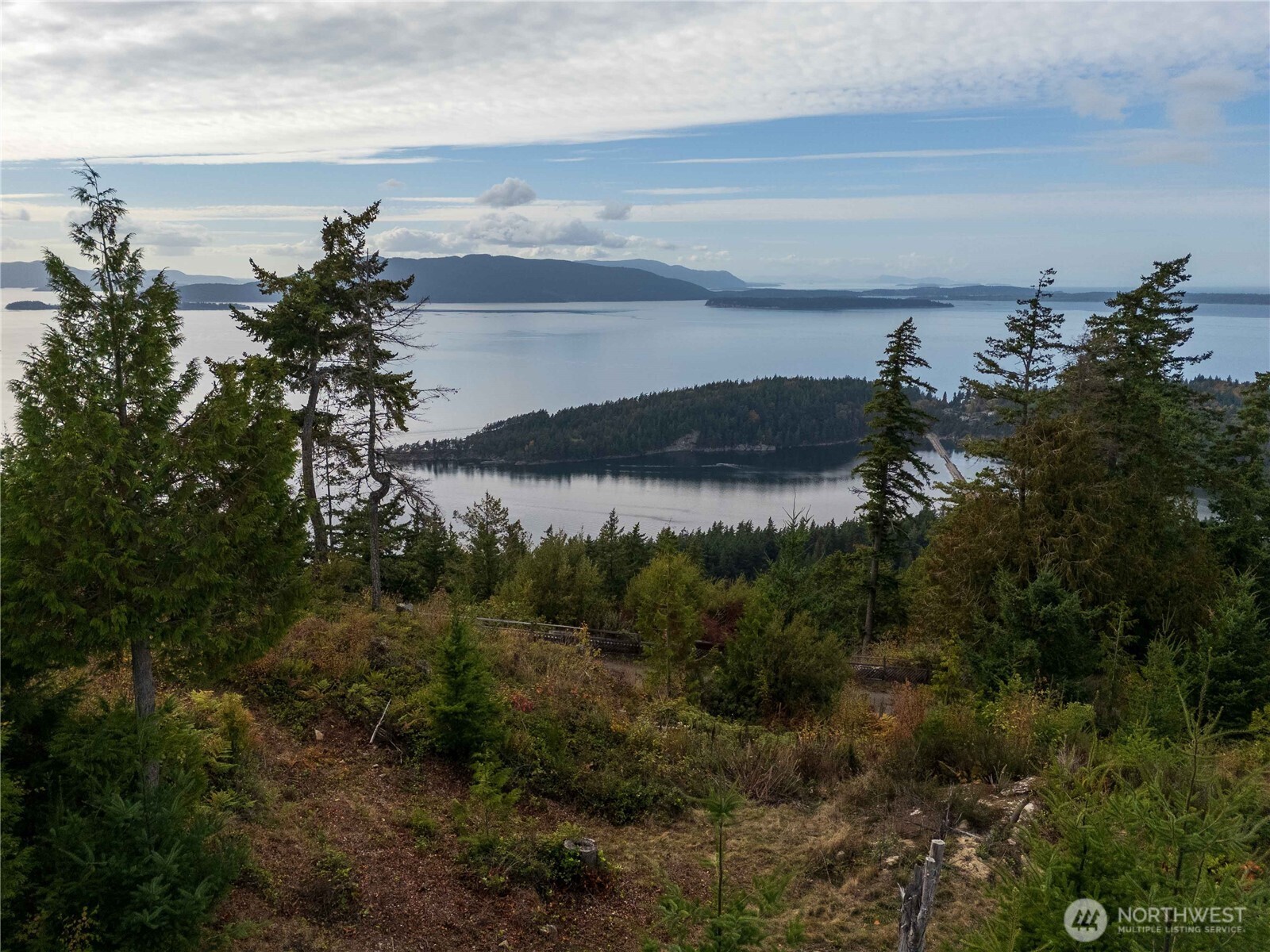 157 Chuckanut Crest Drive Property Photo 6