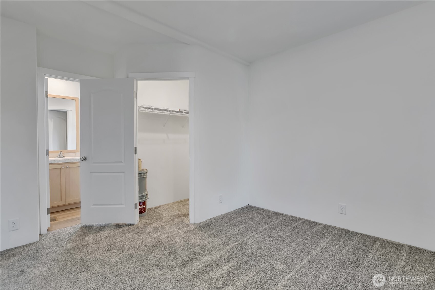 3241 S 181st Place 133 Property Photo 17