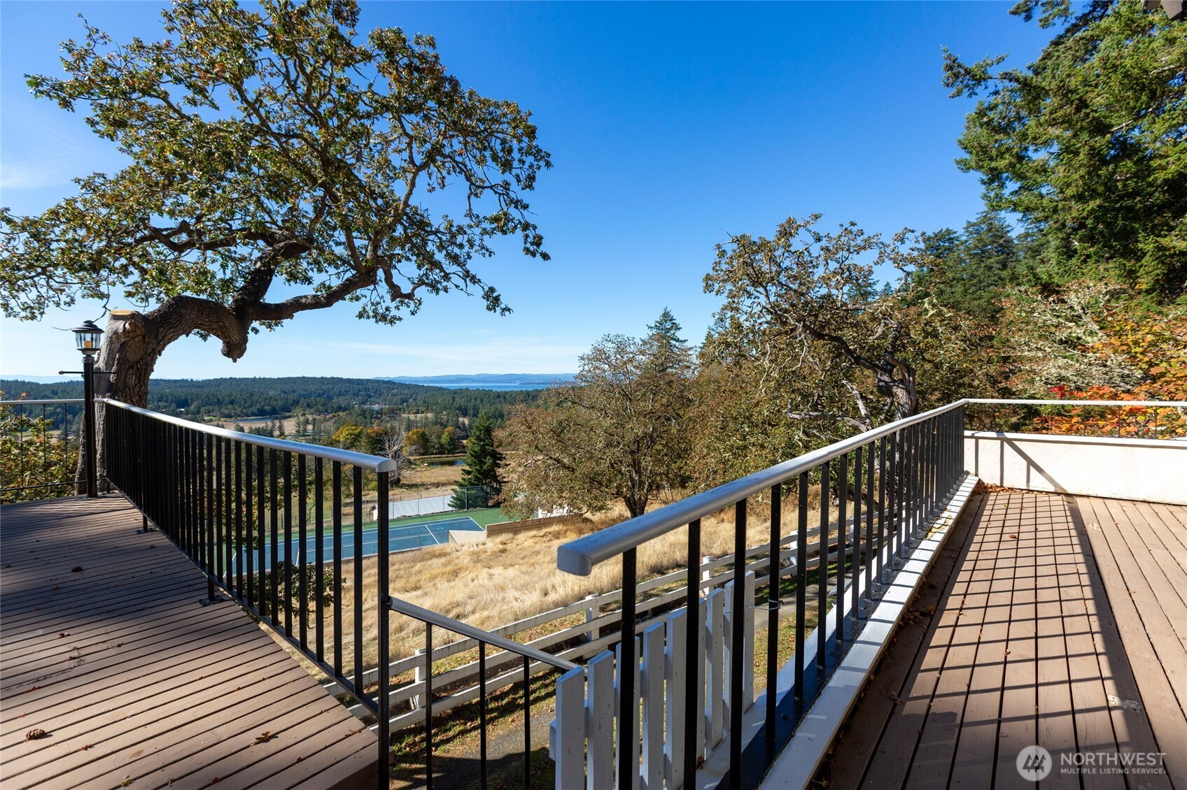 327 Twin Oaks Drive Property Photo 10