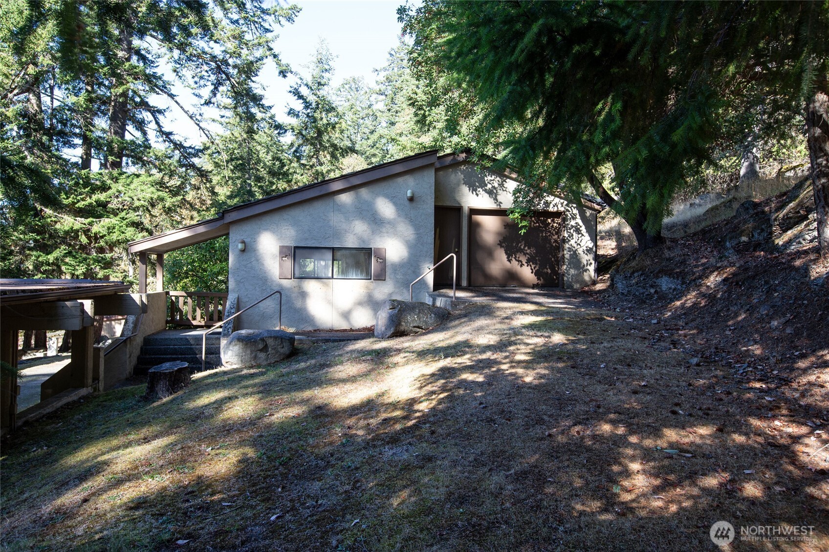 327 Twin Oaks Drive Property Photo 31