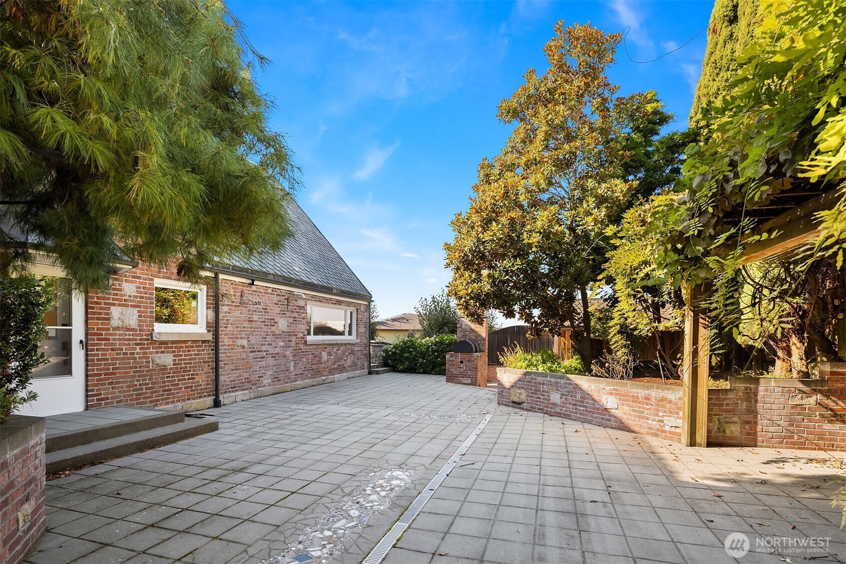 4801 Hyada Boulevard Property Photo 17