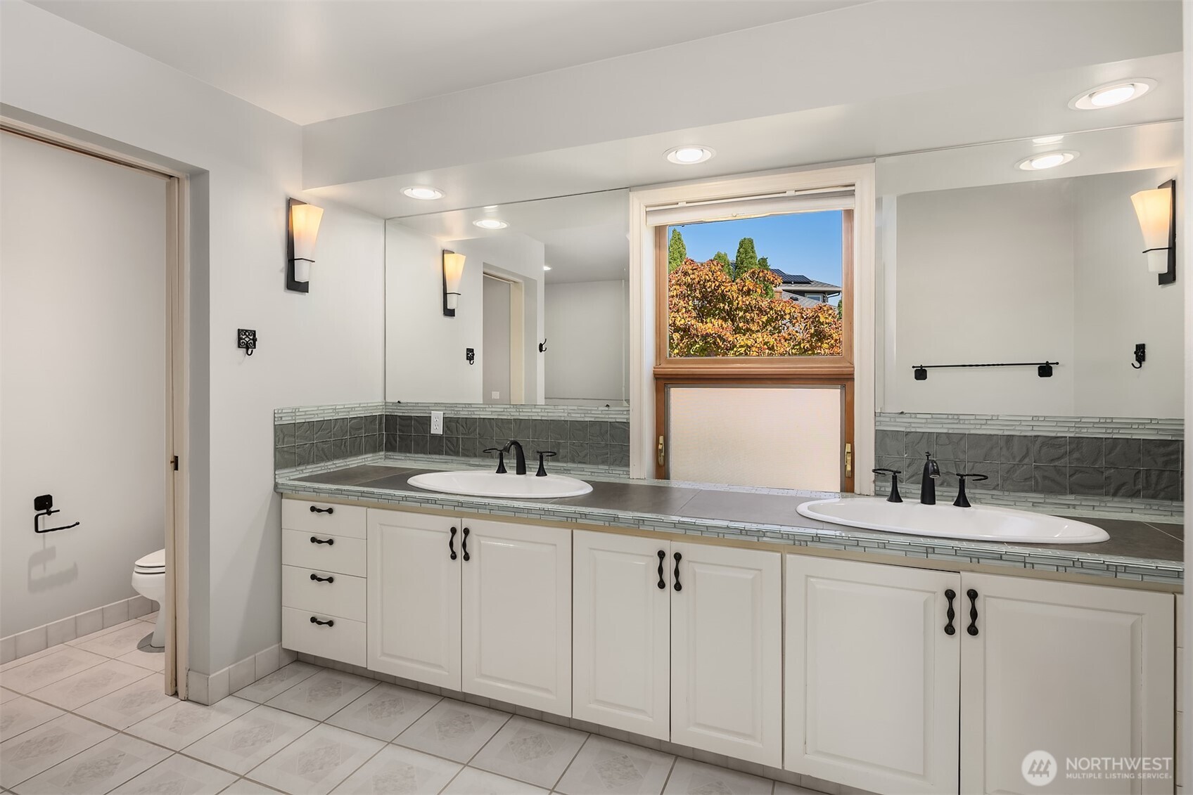 4801 Hyada Boulevard Property Photo 24