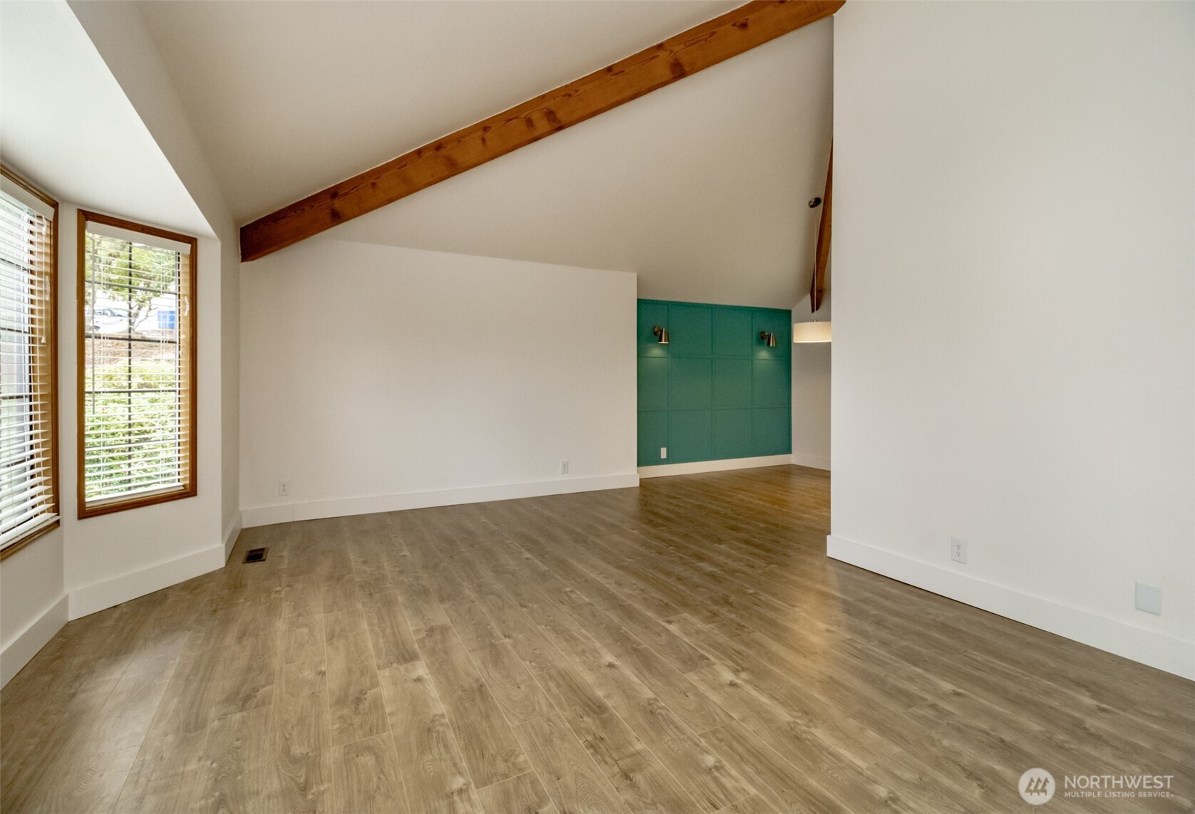 4917 S 315th Place Property Photo 5