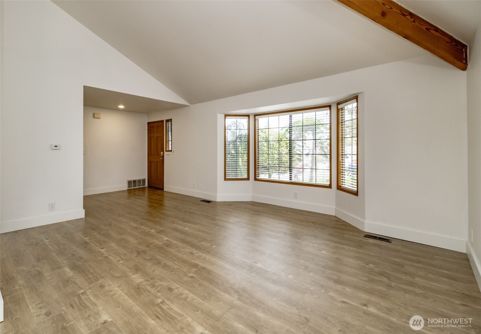 4917 S 315th Place Property Photo 6