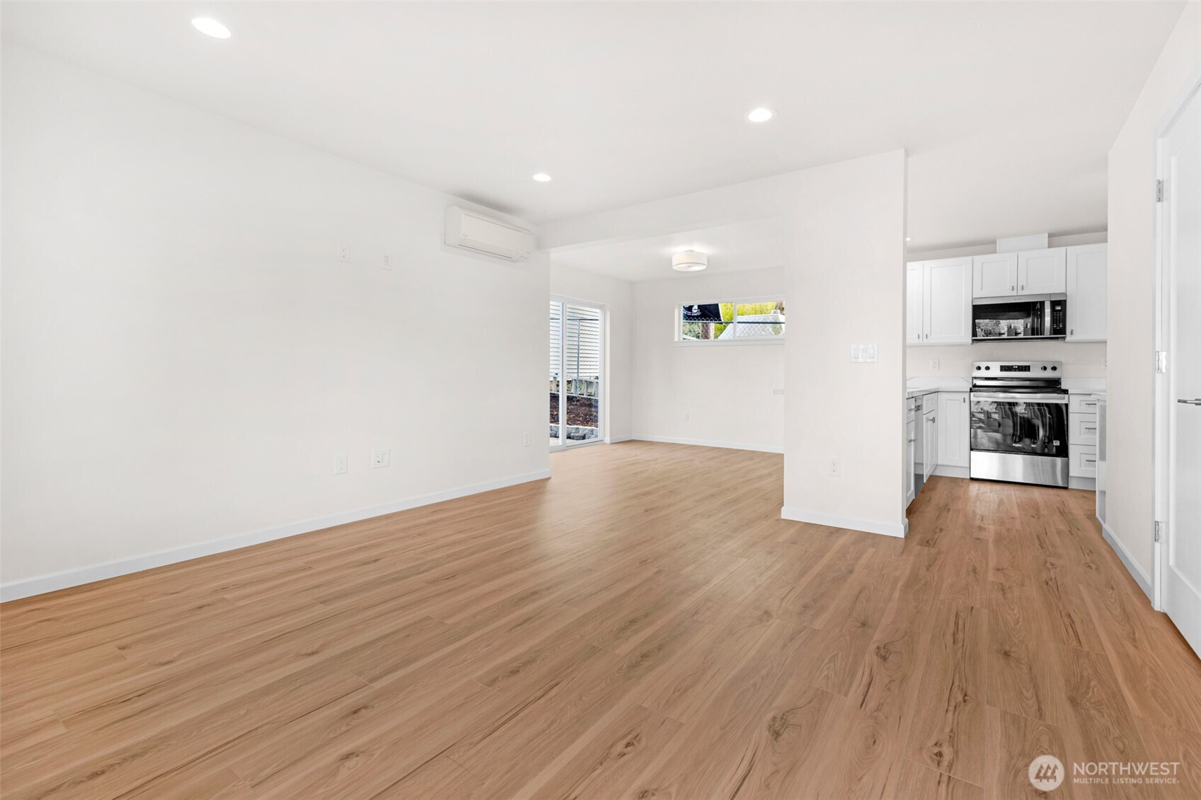 6315 W Beech Street B Property Photo 7